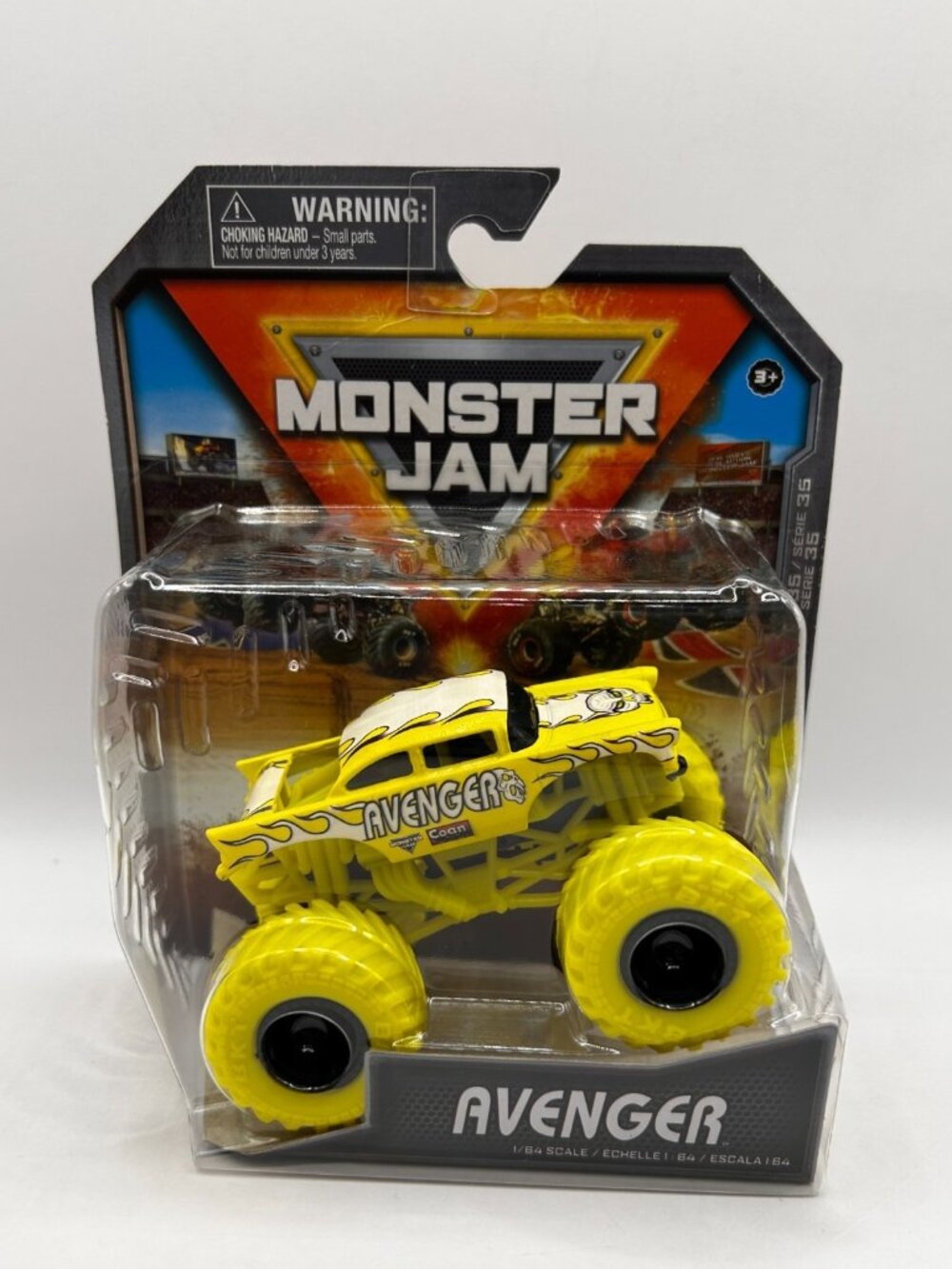 Spin Master Monster Jam - " AVENGER " - OVER CHARGED 1 64 Series 35